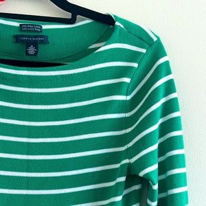 🍀Tommy Hilfiger striped sweater.